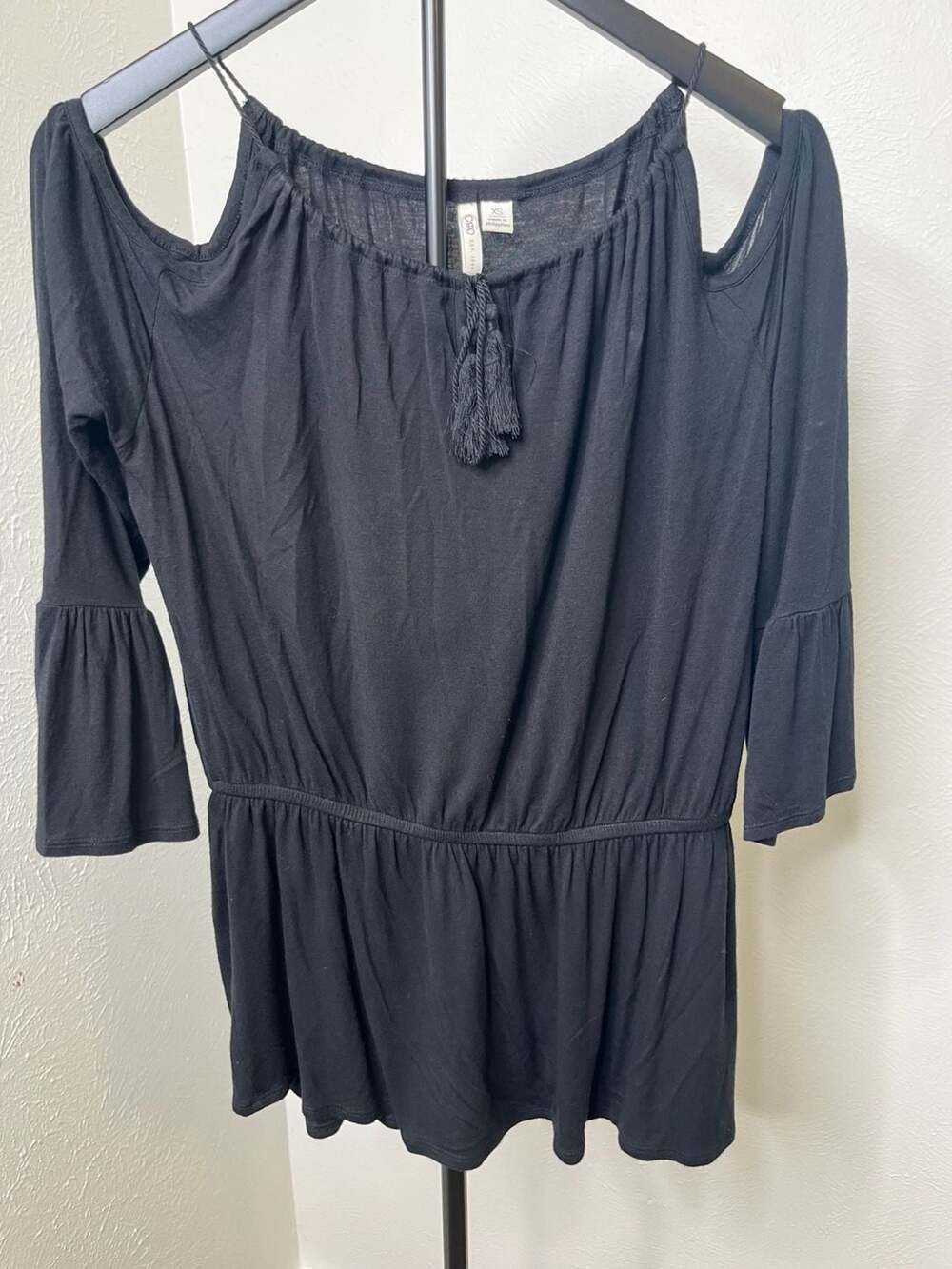 Cato Black Cold Shoulder Tassel Tie Bell Sleeve Top Size XS